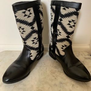 Rampage Chevron Cowboy boots